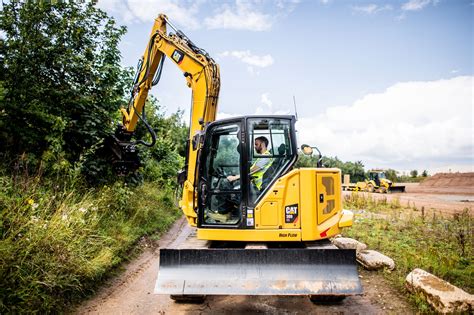 reverse bucket on a cat mini excavator|mini excavator interchange bucket.